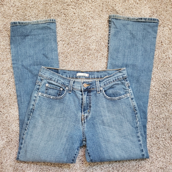 Levi's 515 Bootcut Jeans - Picture 6 of 14